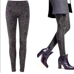 Cabi Safari sz S Print Leggings tights, stretch